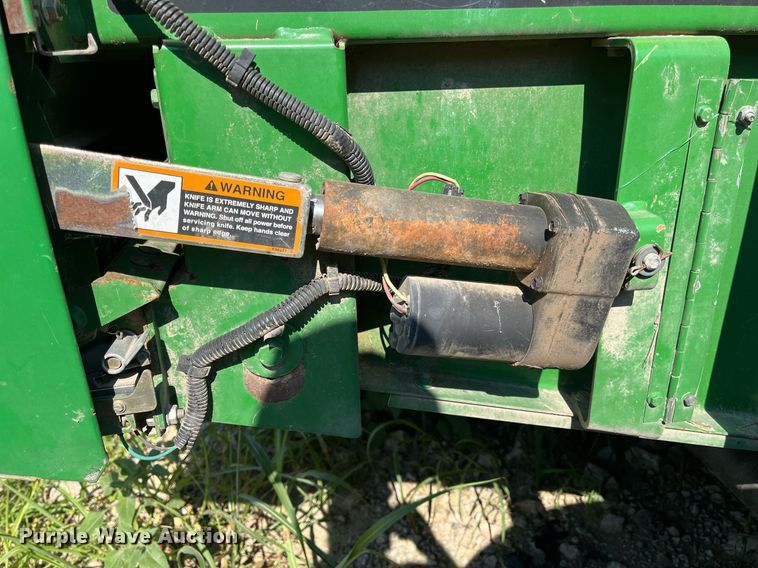 image for item DM1994 2011 John Deere 468 Mega Wide Plus  round baler