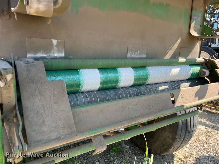 image for item DM1994 2011 John Deere 468 Mega Wide Plus  round baler