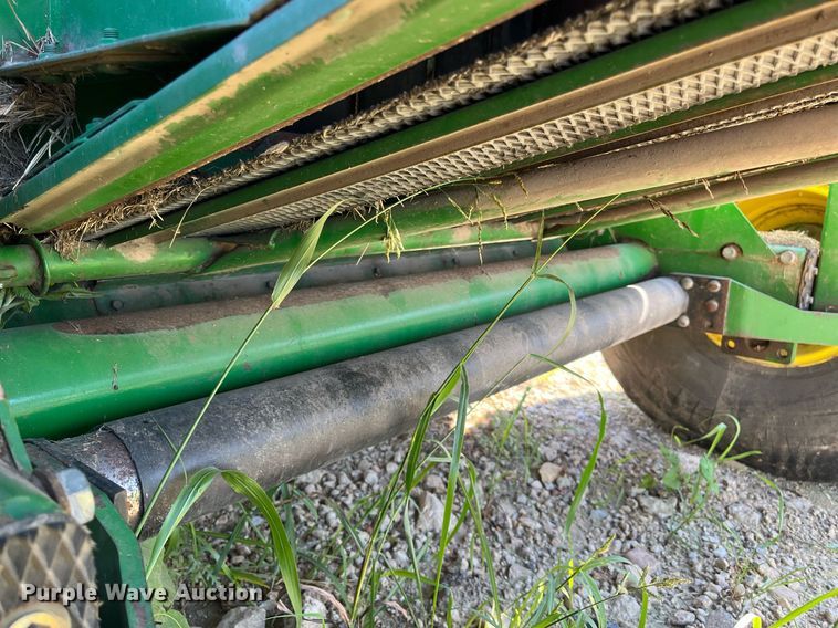 image for item DM1994 2011 John Deere 468 Mega Wide Plus  round baler