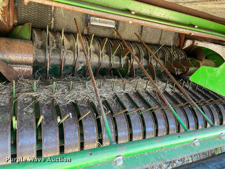 image for item DM1994 2011 John Deere 468 Mega Wide Plus  round baler