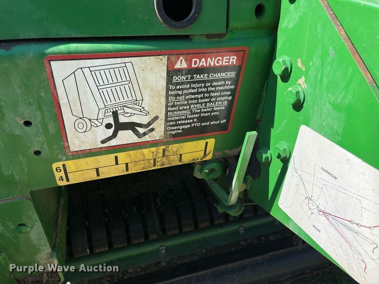 image for item DM1994 2011 John Deere 468 Mega Wide Plus  round baler