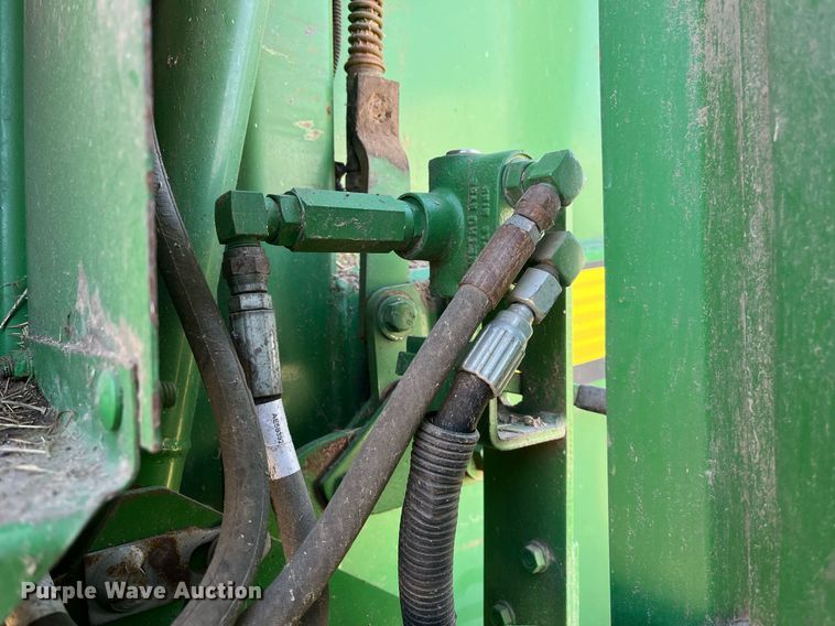 image for item DM1994 2011 John Deere 468 Mega Wide Plus  round baler