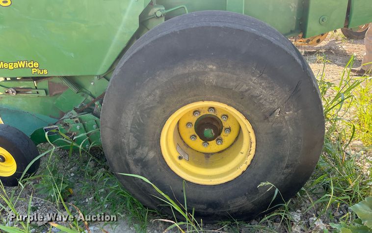 image for item DM1994 2011 John Deere 468 Mega Wide Plus  round baler