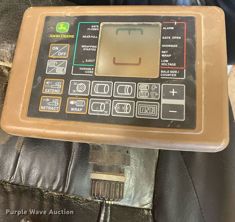 image for item DM1994 2011 John Deere 468 Mega Wide Plus  round baler