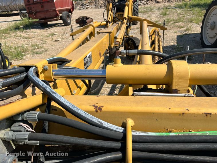 image for item DM1995 Vermeer R2800  hay rake