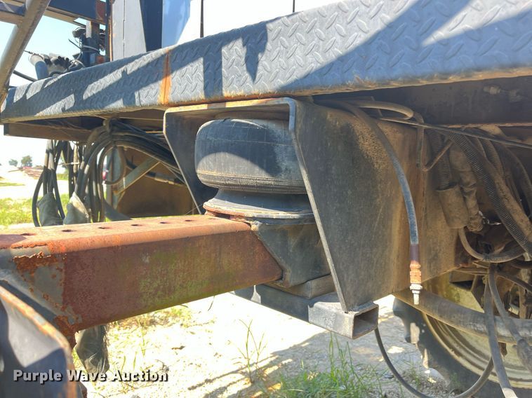 image for item DM1996 Willmar Ranger 7200  sprayer