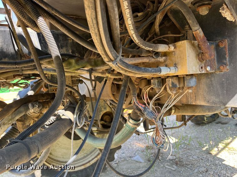 image for item DM1996 Willmar Ranger 7200  sprayer