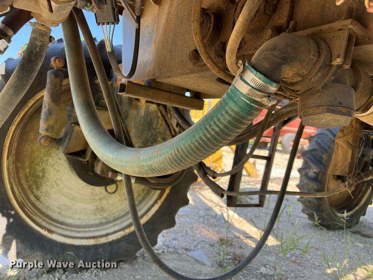 image for item DM1996 Willmar Ranger 7200  sprayer