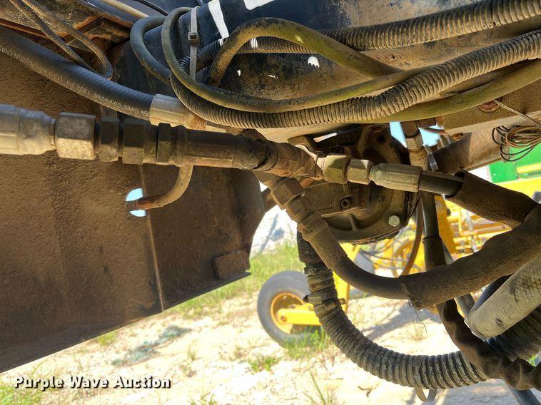 image for item DM1996 Willmar Ranger 7200  sprayer