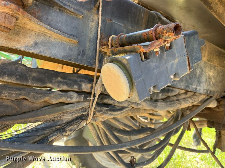 image for item DM1996 Willmar Ranger 7200  sprayer