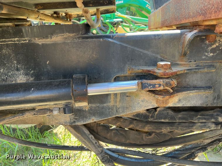 image for item DM1996 Willmar Ranger 7200  sprayer