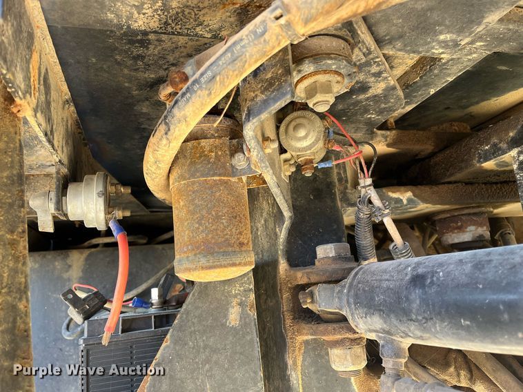 image for item DM1996 Willmar Ranger 7200  sprayer