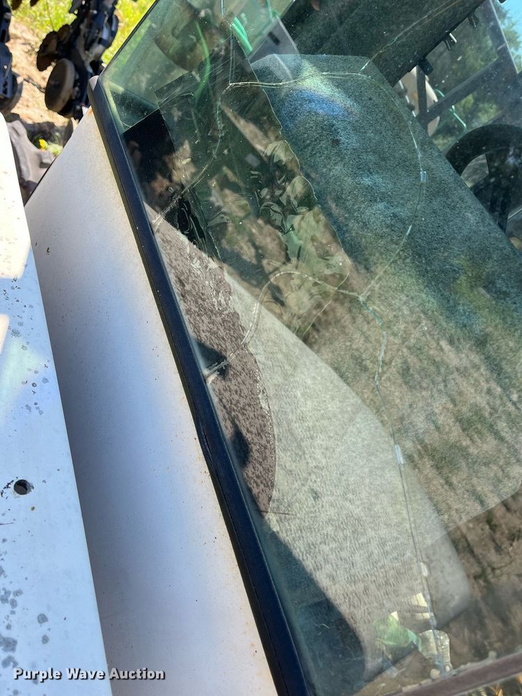 image for item DM1996 Willmar Ranger 7200  sprayer