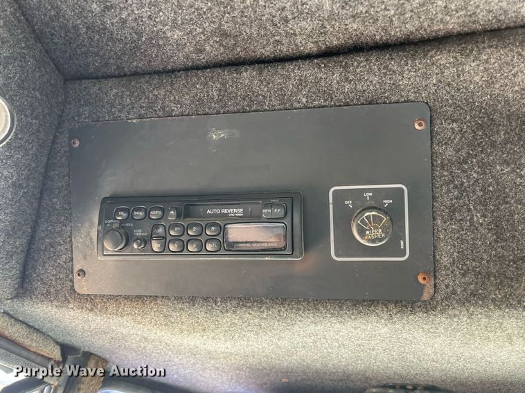 image for item DM1996 Willmar Ranger 7200  sprayer