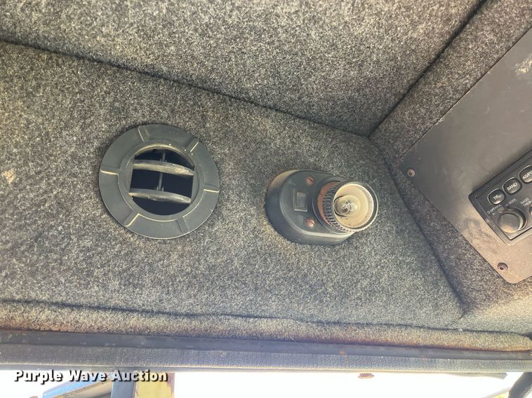 image for item DM1996 Willmar Ranger 7200  sprayer