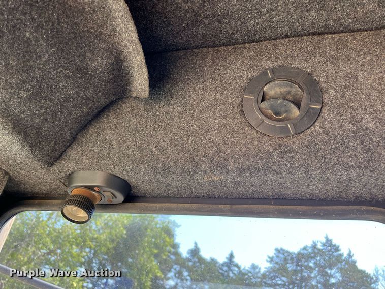 image for item DM1996 Willmar Ranger 7200  sprayer