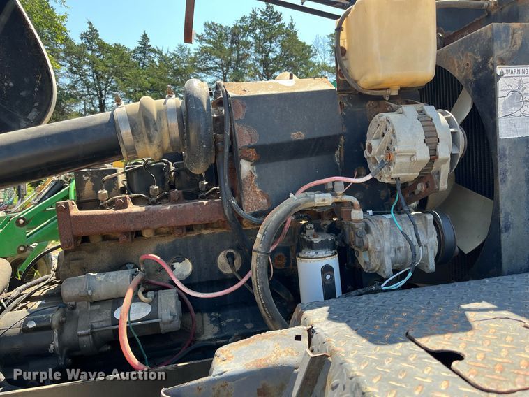 image for item DM1996 Willmar Ranger 7200  sprayer