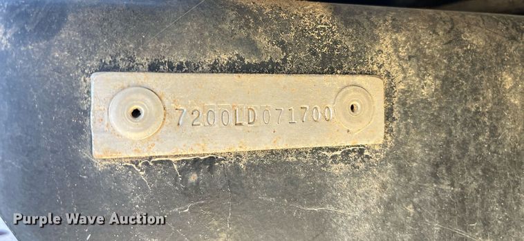 image for item DM1996 Willmar Ranger 7200  sprayer