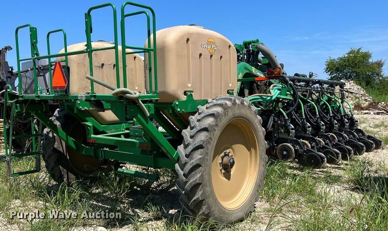 image for item DM1997 2010 Great Plains YP-1225A-TR  air seeder