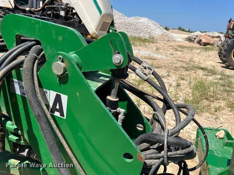 image for item DM1997 2010 Great Plains YP-1225A-TR  air seeder