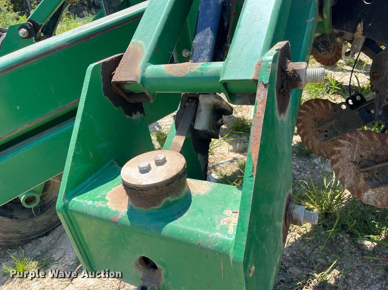 image for item DM1997 2010 Great Plains YP-1225A-TR  air seeder