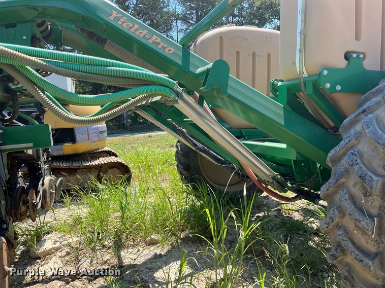 image for item DM1997 2010 Great Plains YP-1225A-TR  air seeder