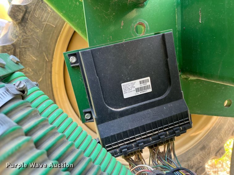 image for item DM1997 2010 Great Plains YP-1225A-TR  air seeder