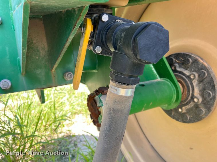 image for item DM1997 2010 Great Plains YP-1225A-TR  air seeder