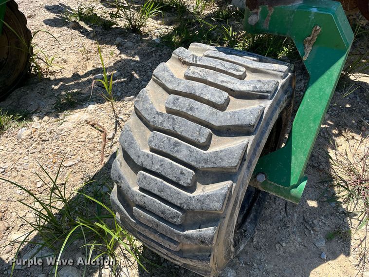 image for item DM1997 2010 Great Plains YP-1225A-TR  air seeder
