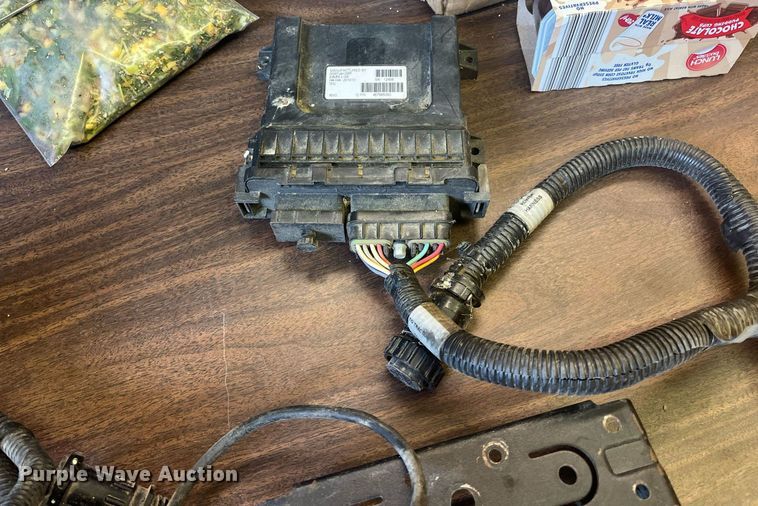 image for item DM1997 2010 Great Plains YP-1225A-TR  air seeder