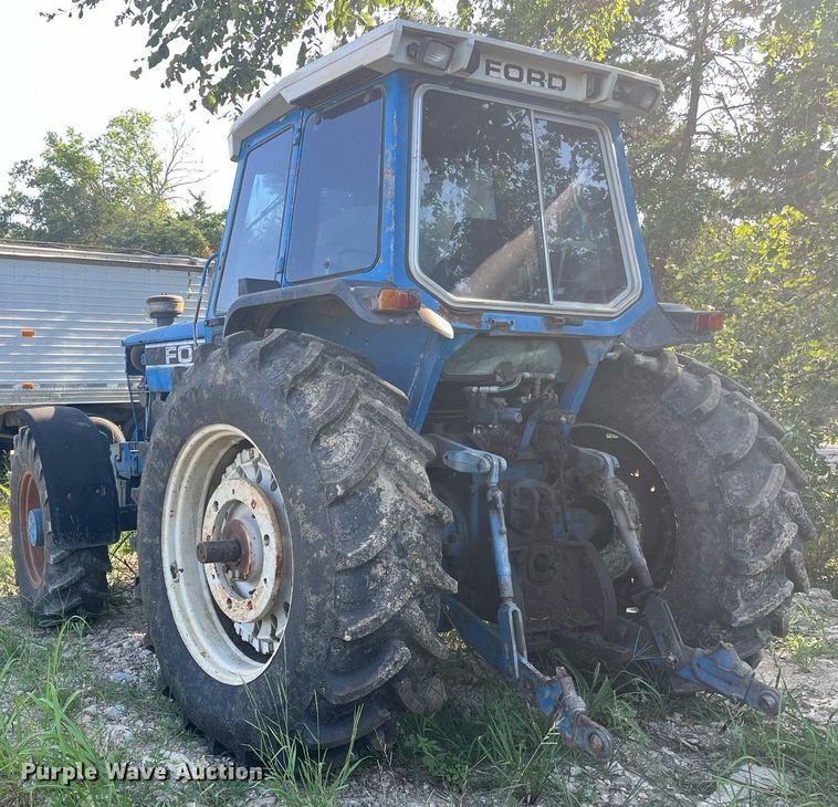 image for item DM2000 Ford 8730  MFWD tractor