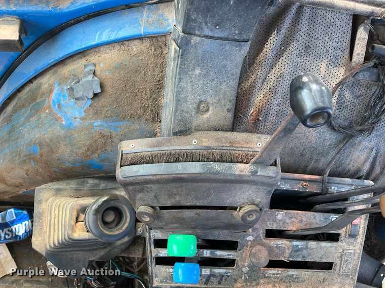 image for item DM2000 Ford 8730  MFWD tractor