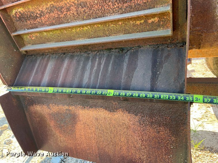 image for item DM2001 RotoMix 354-12  bale processor