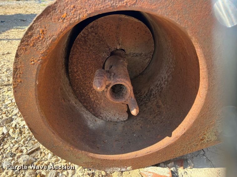 image for item DM2001 RotoMix 354-12  bale processor