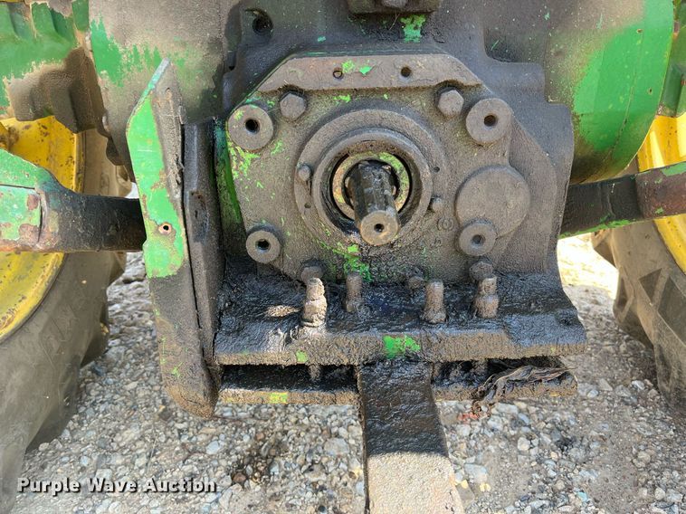 image for item DM2002 1984 John Deere 2550  tractor