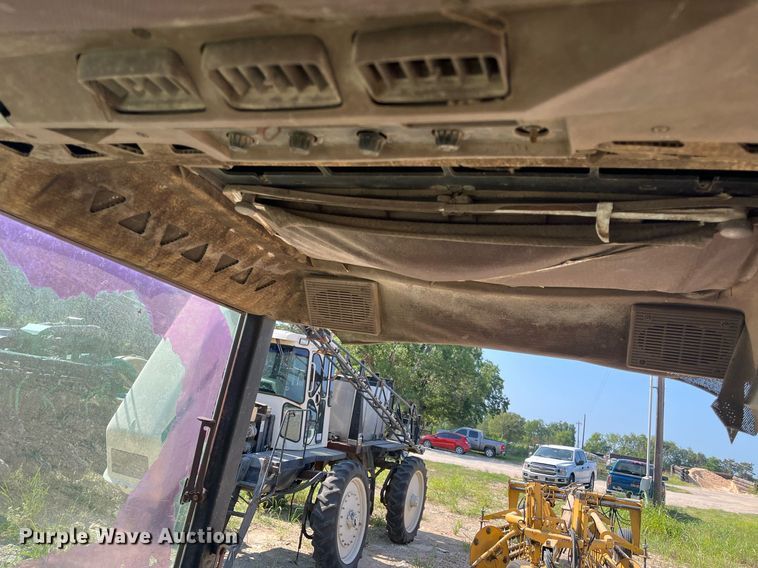 image for item DM2002 1984 John Deere 2550  tractor