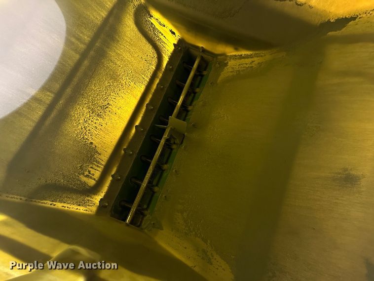 image for item DM2571 2009 John Deere 1720  no-till planter