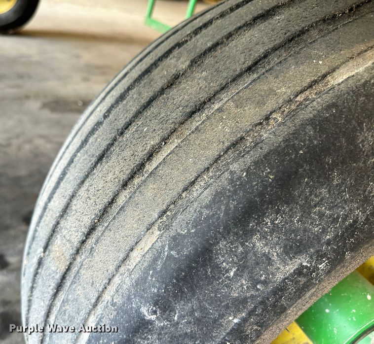 image for item DM2571 2009 John Deere 1720  no-till planter