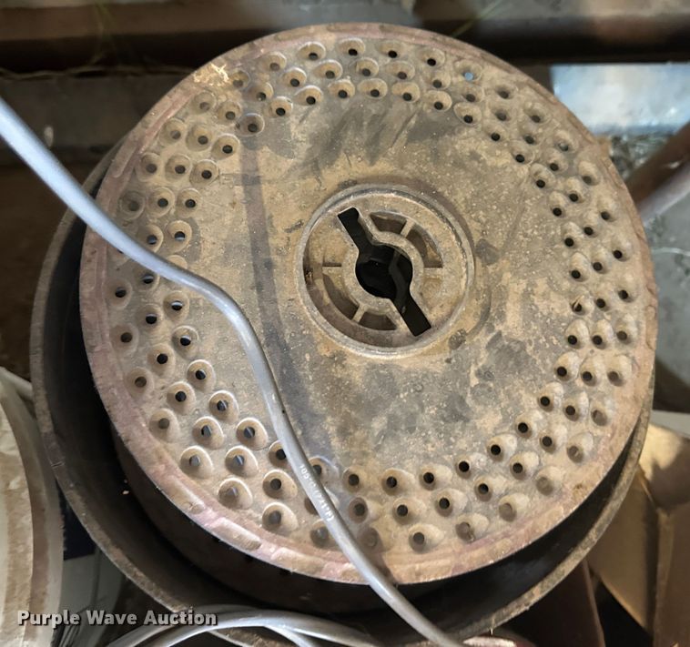 image for item DM2571 2009 John Deere 1720  no-till planter