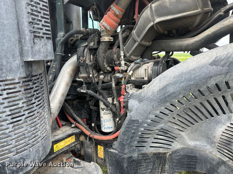 image for item DM2572 2020 Versatile 315  MFWD tractor