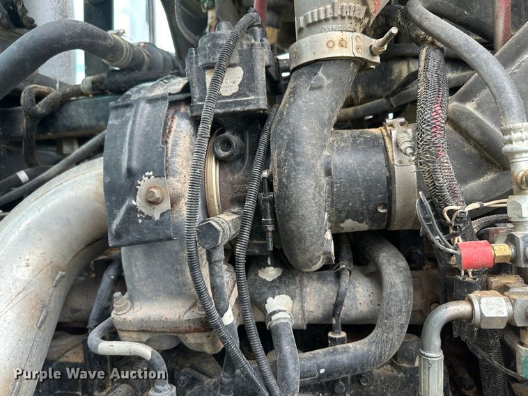 image for item DM2572 2020 Versatile 315  MFWD tractor