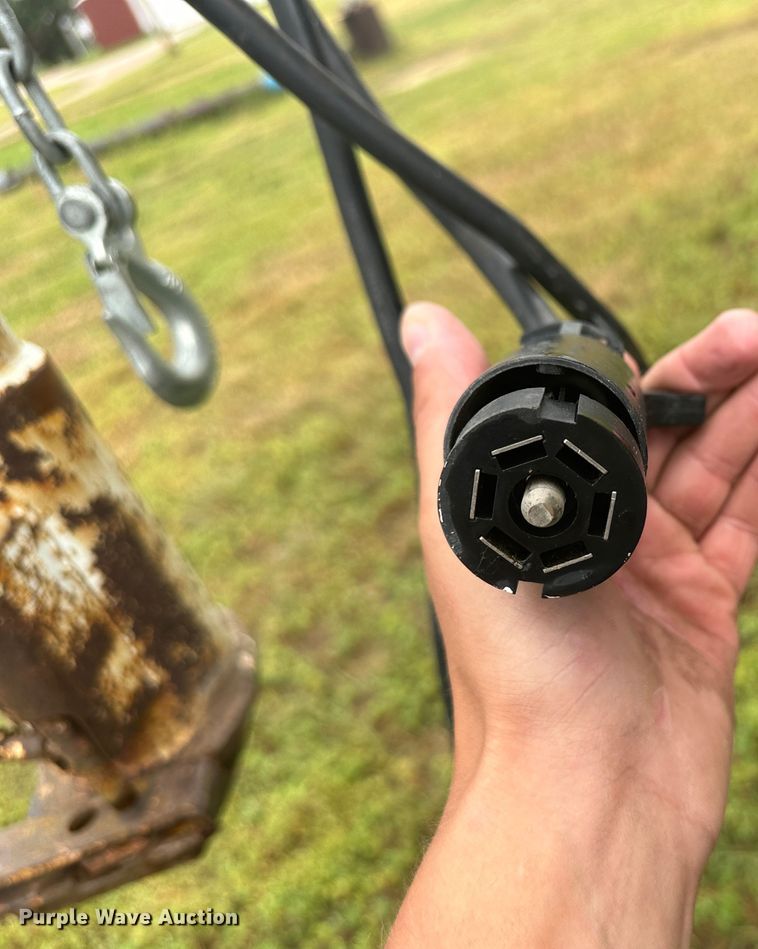 image for item DM2574 1994 CM  livestock trailer