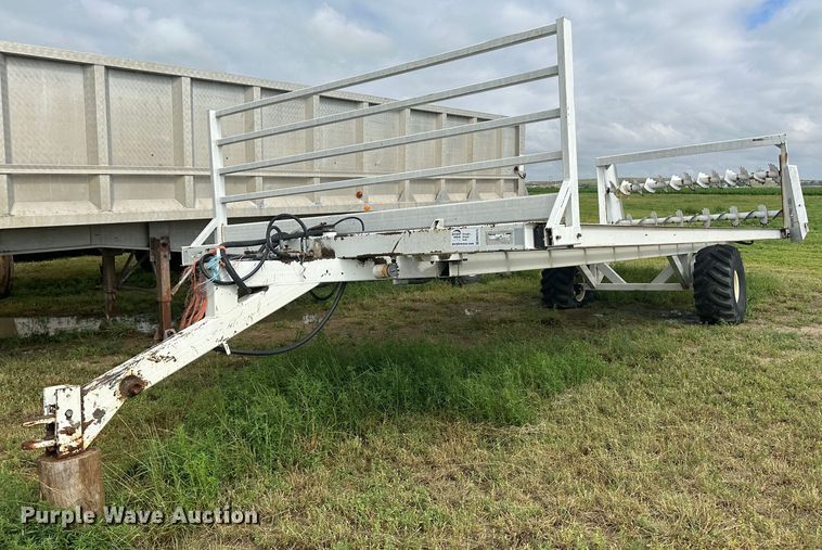 image for item DM2575 Bed Master 6000  square bale spreader