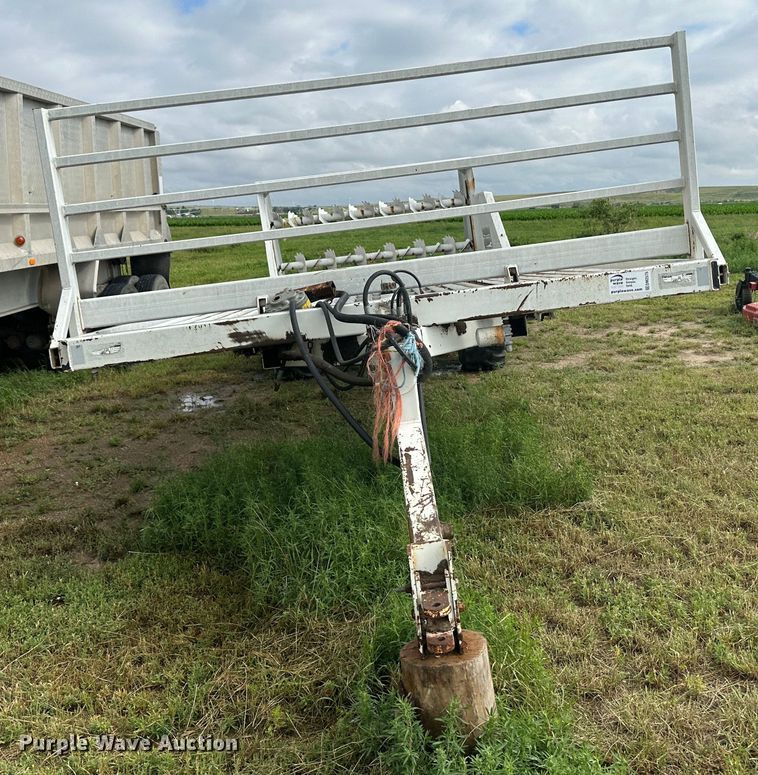 image for item DM2575 Bed Master 6000  square bale spreader