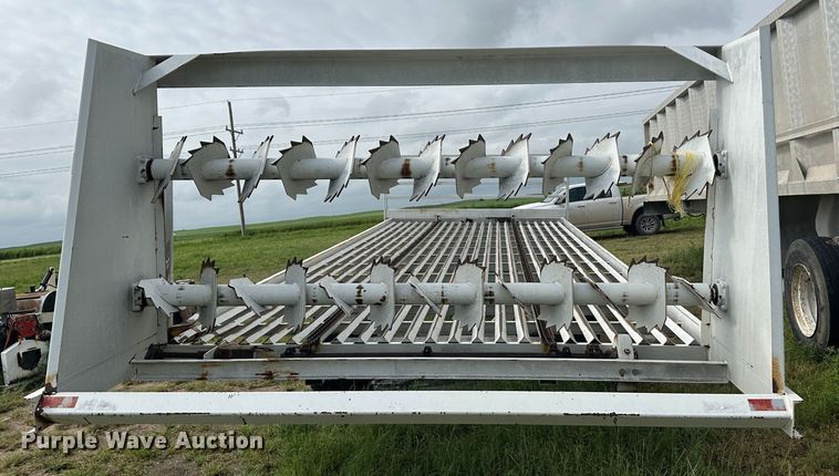 image for item DM2575 Bed Master 6000  square bale spreader