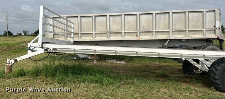 image for item DM2575 Bed Master 6000  square bale spreader