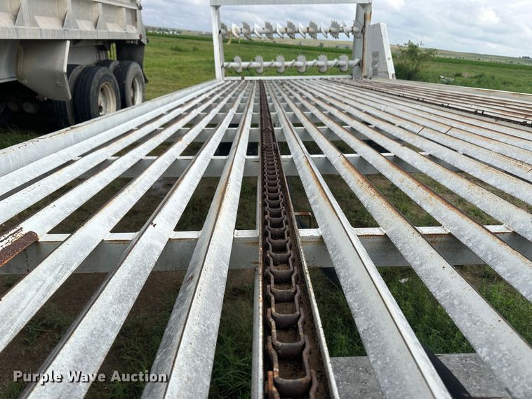 image for item DM2575 Bed Master 6000  square bale spreader