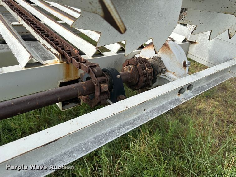 image for item DM2575 Bed Master 6000  square bale spreader