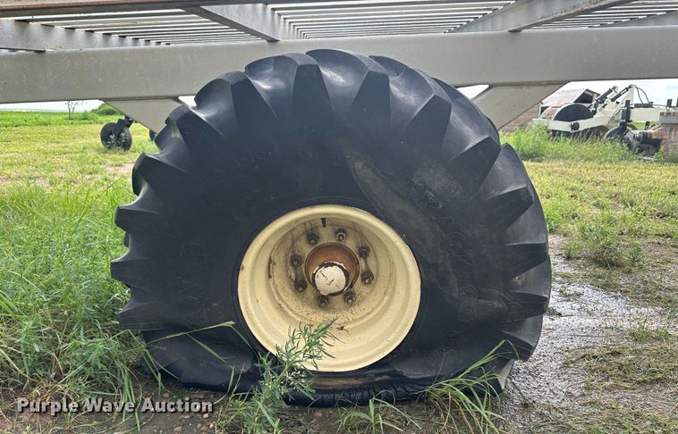 image for item DM2575 Bed Master 6000  square bale spreader