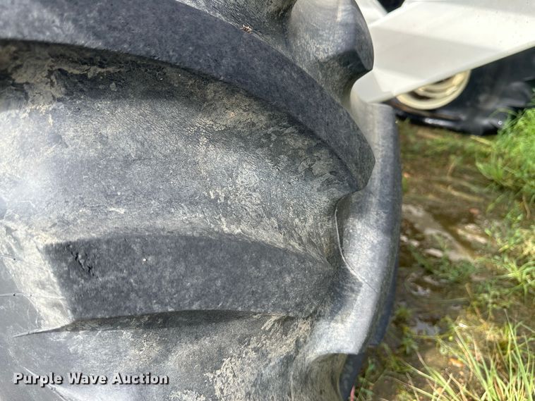 image for item DM2575 Bed Master 6000  square bale spreader